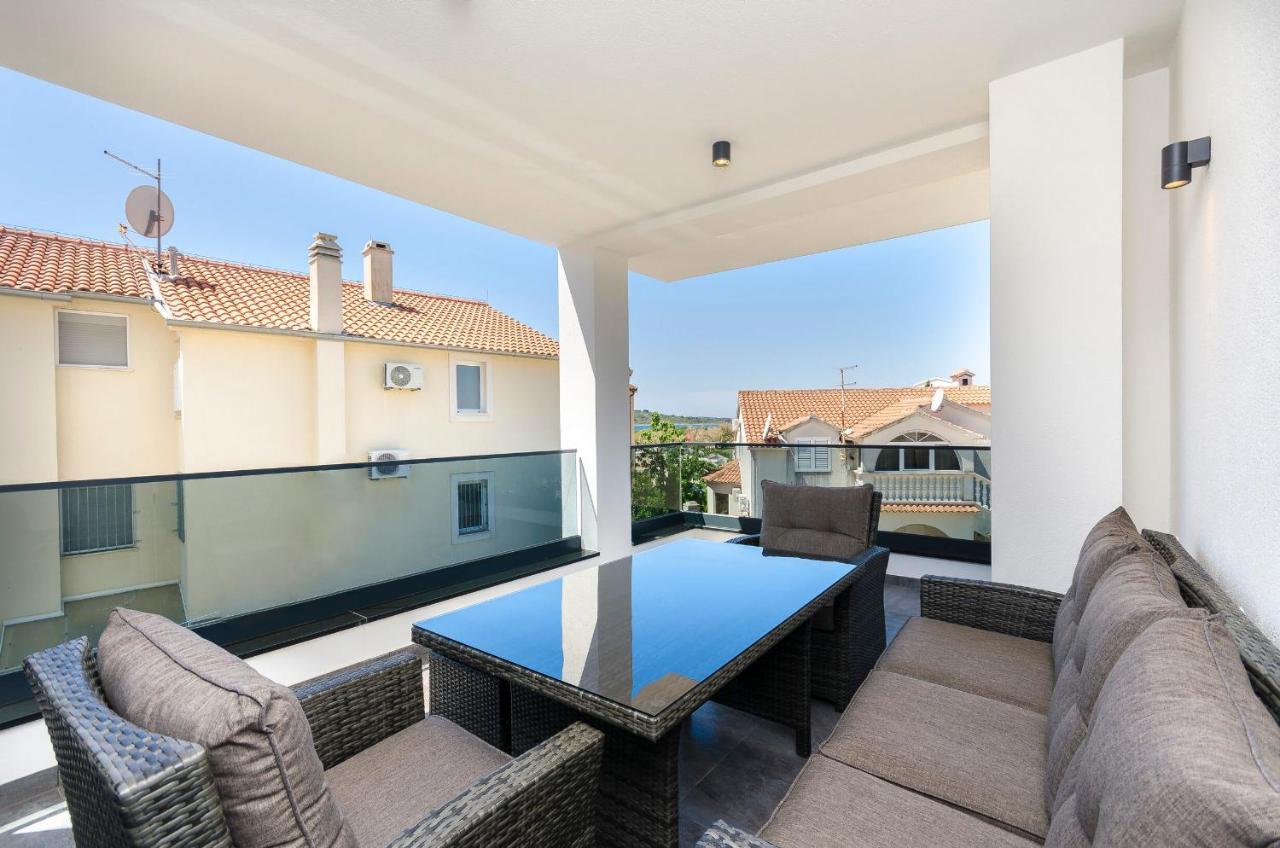 Apartments Villa Casia ซรีมา ภายนอก รูปภาพ